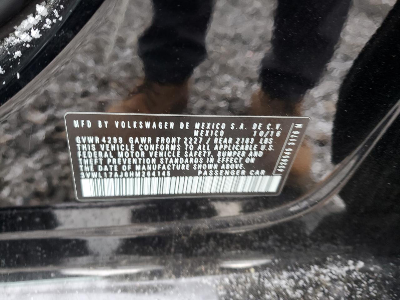 2017 Volkswagen Jetta - Image 12