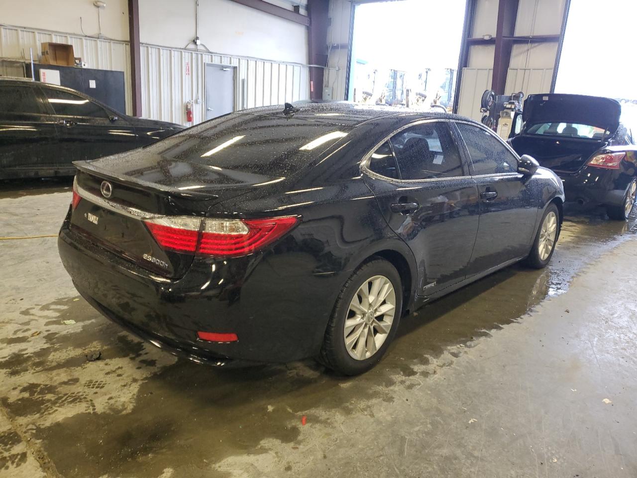 2014 Lexus ES - Image 3
