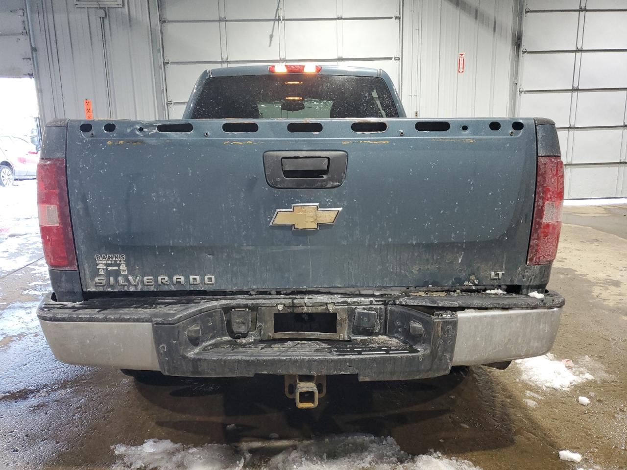 2009 Chevrolet Silverado - Image 6