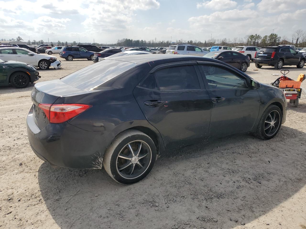 2018 Toyota Corolla - Image 3