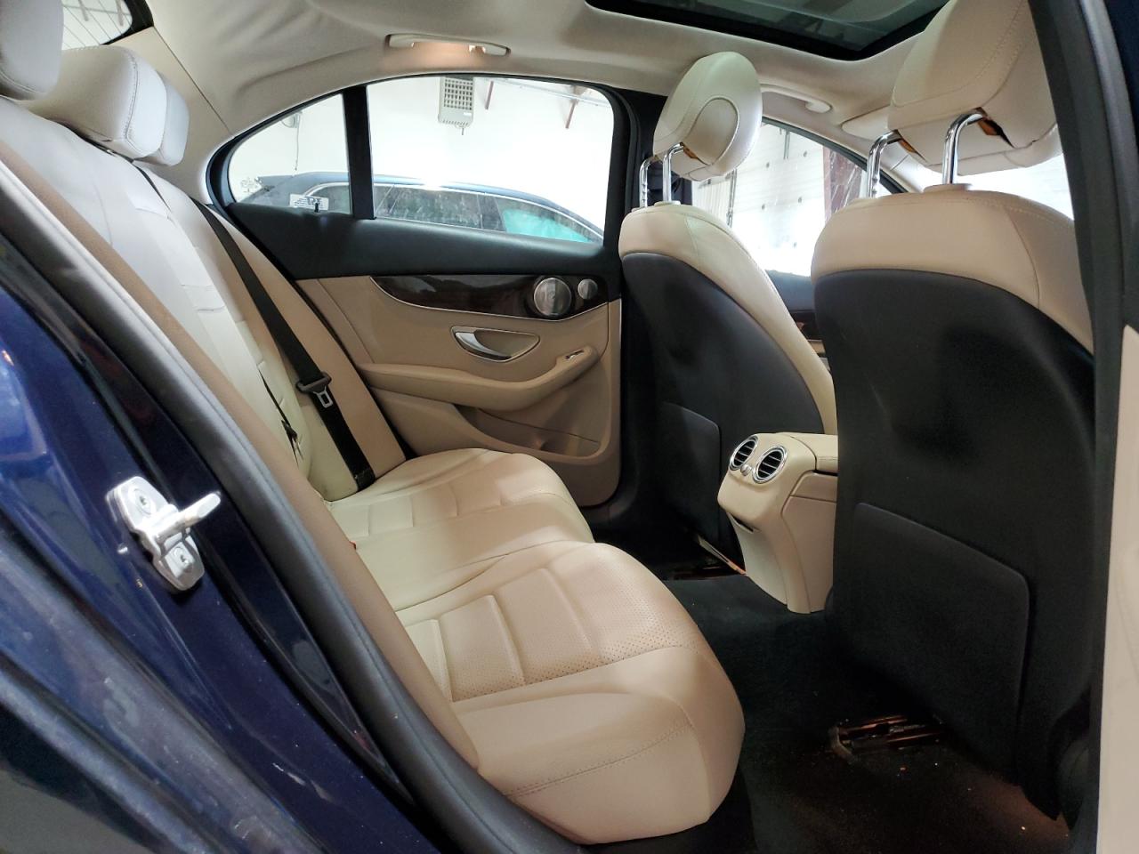 2015 Mercedes-Benz C-klasse - Image 10