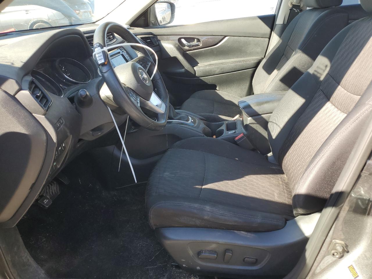 2019 Nissan Rogue - Image 7