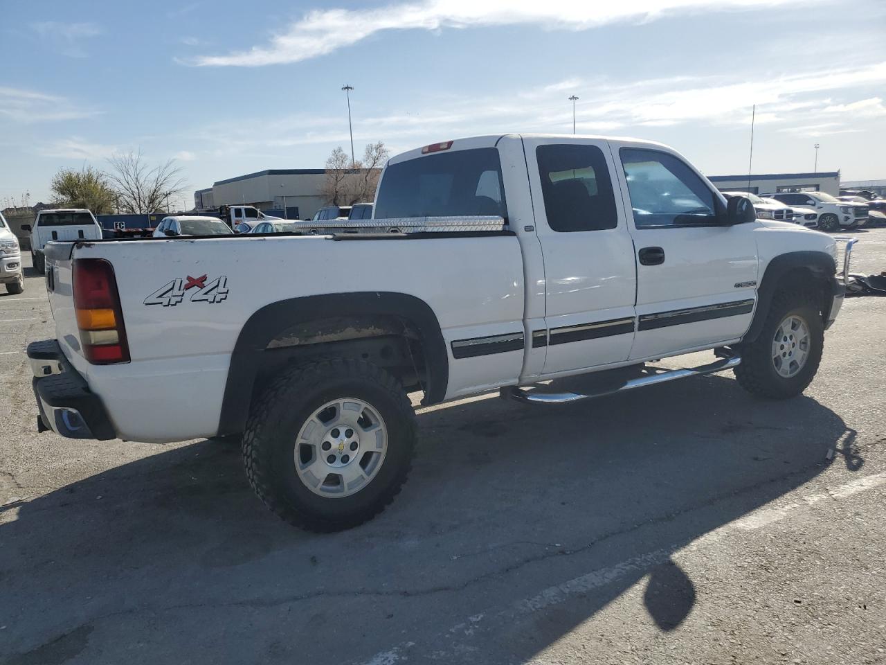 1999 Chevrolet Silverado - Image 3