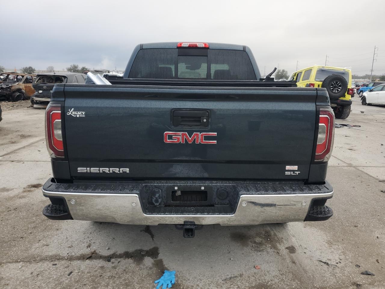 2017 GMC Sierra - Image 6