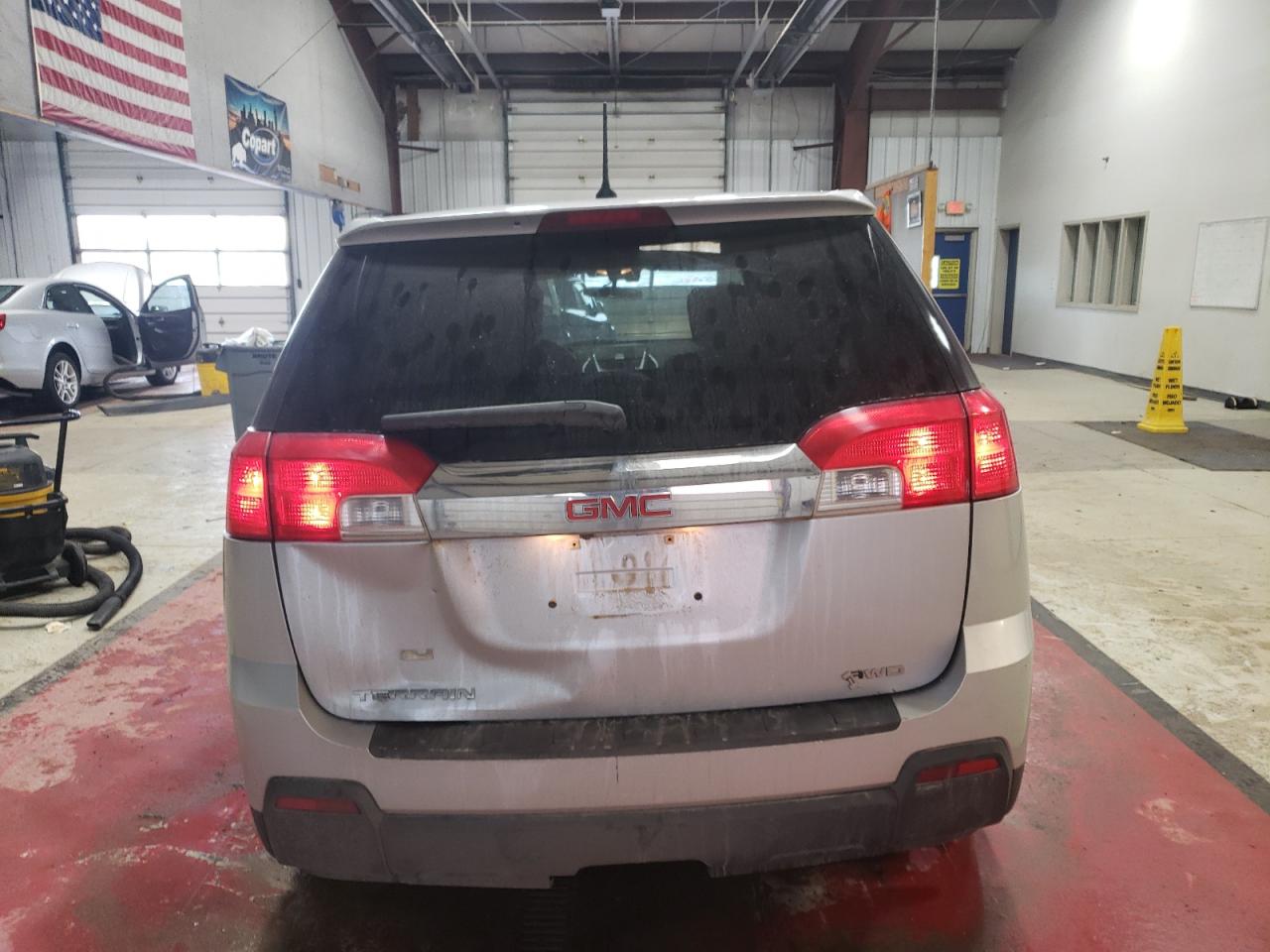 2011 GMC Terrain - Image 6