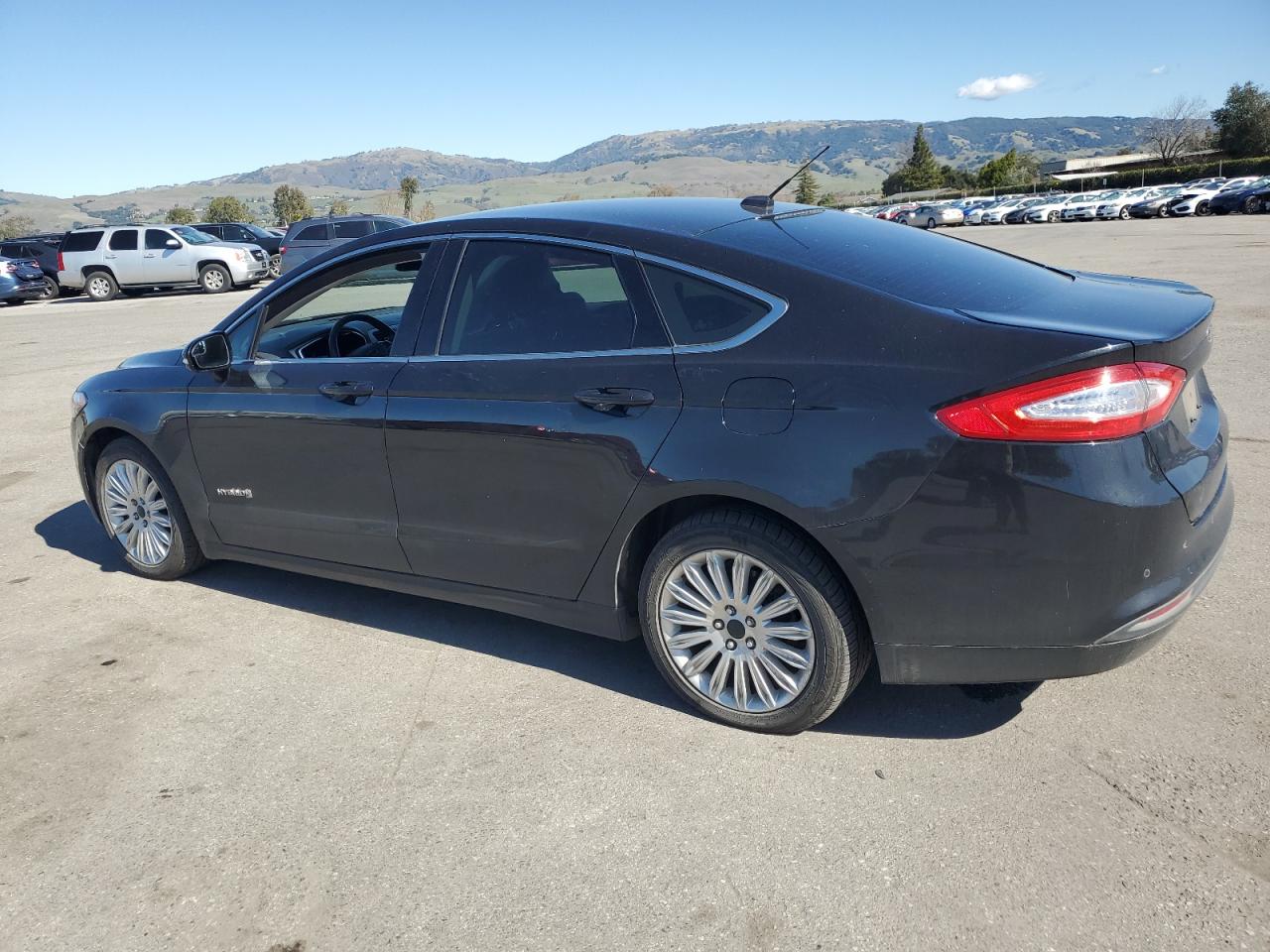 2014 Ford Fusion - Image 2