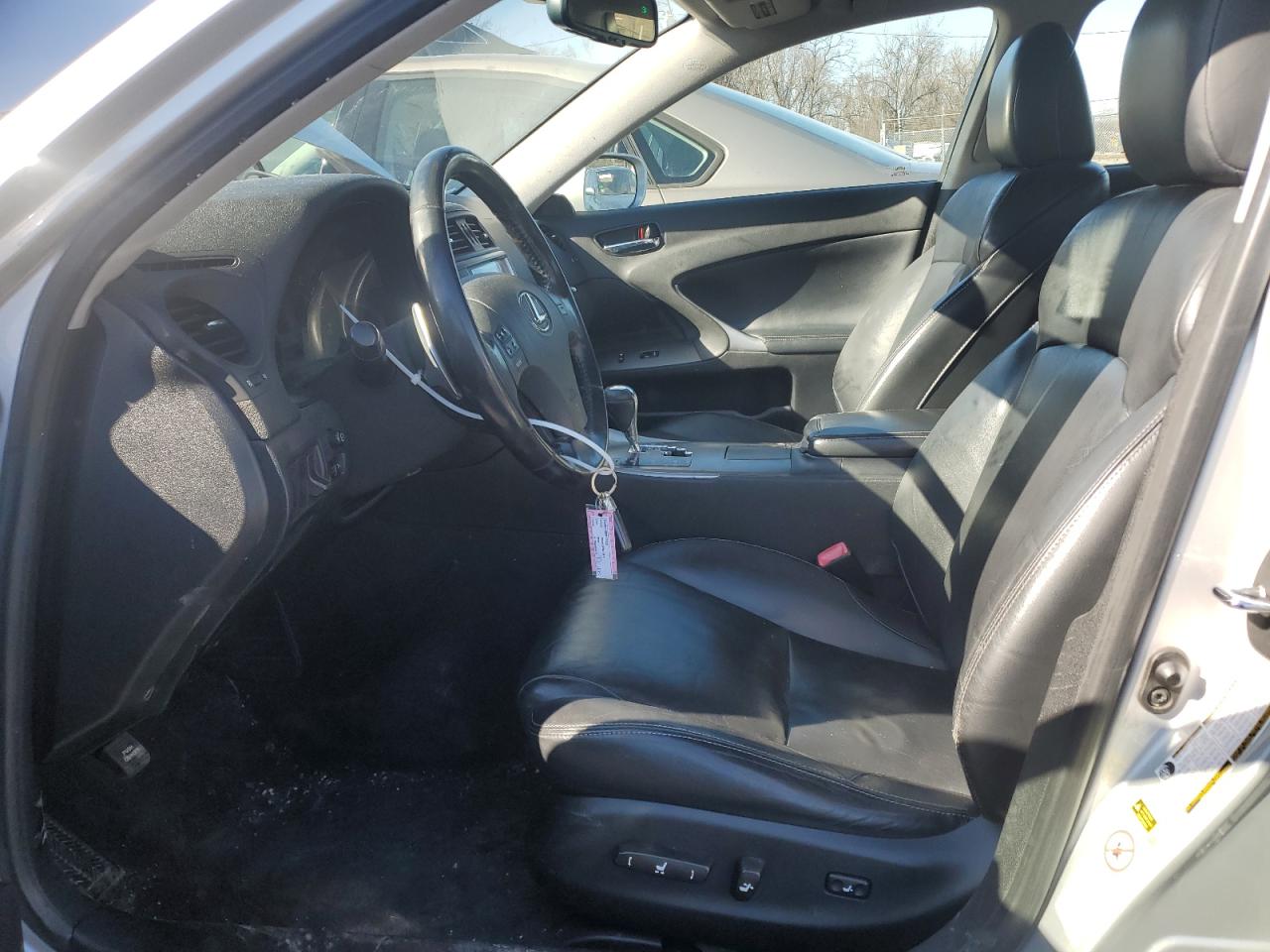 2009 Lexus IS - Image 7