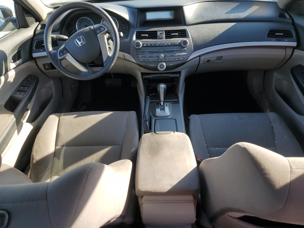 2012 Honda Accord - Image 8
