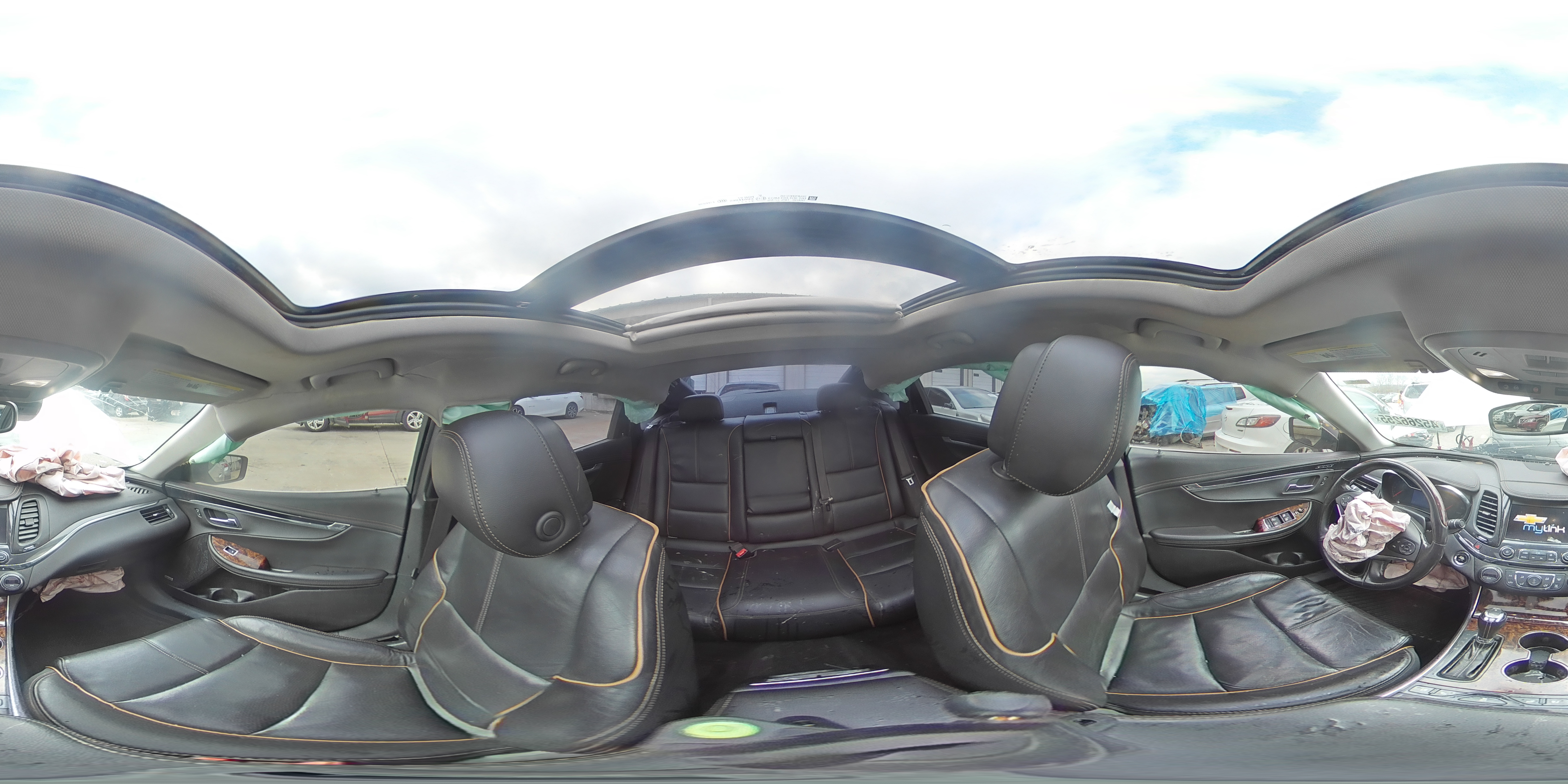 2014 Chevrolet Impala - Image 13