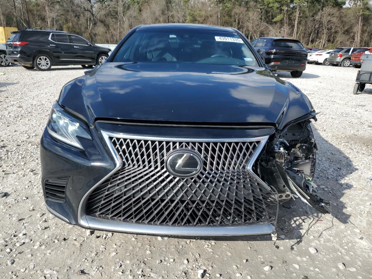 2018 Lexus LS - Image 5