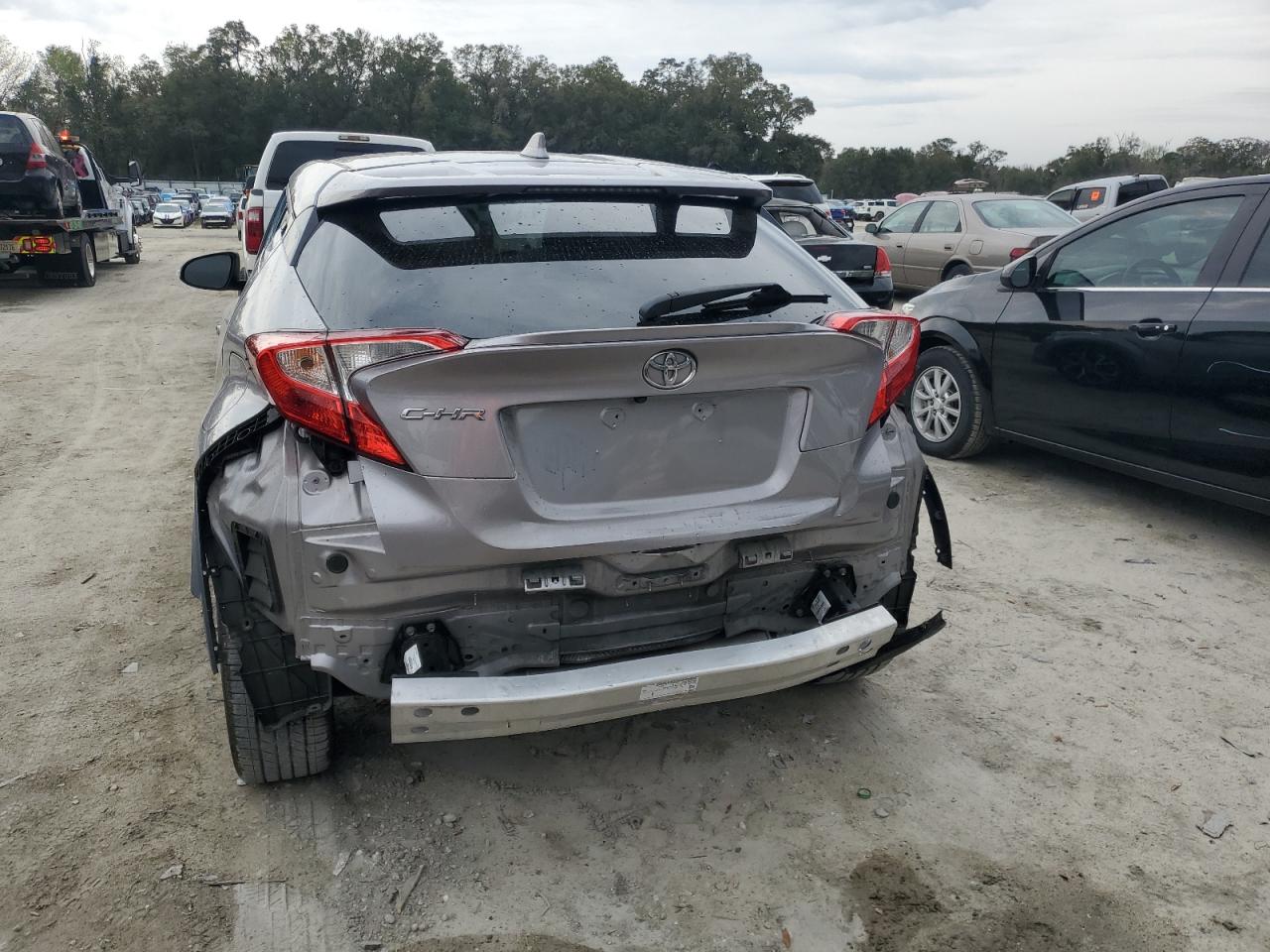 2018 Toyota C-HR - Image 6