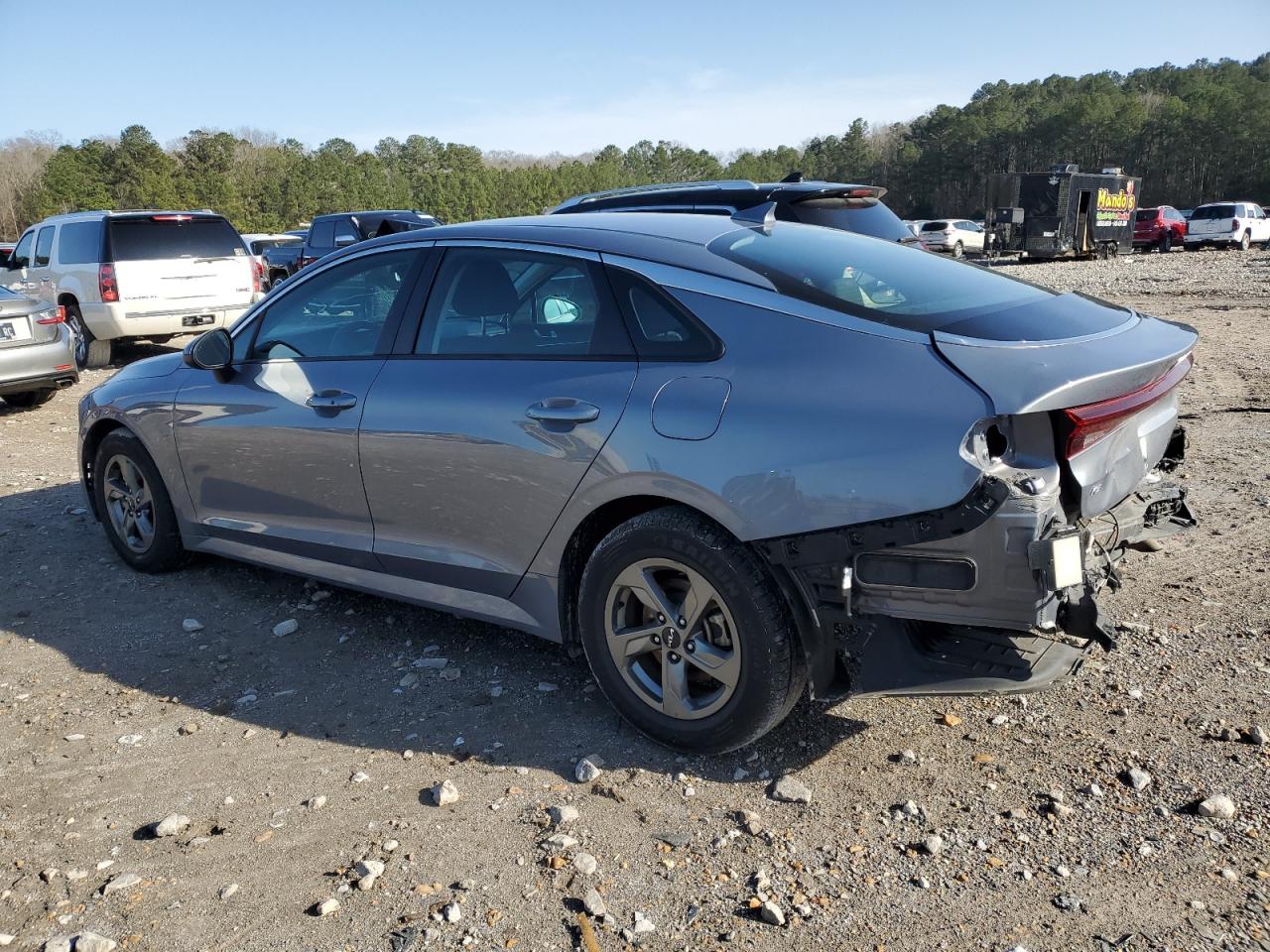 2022 Kia K5 - Image 2