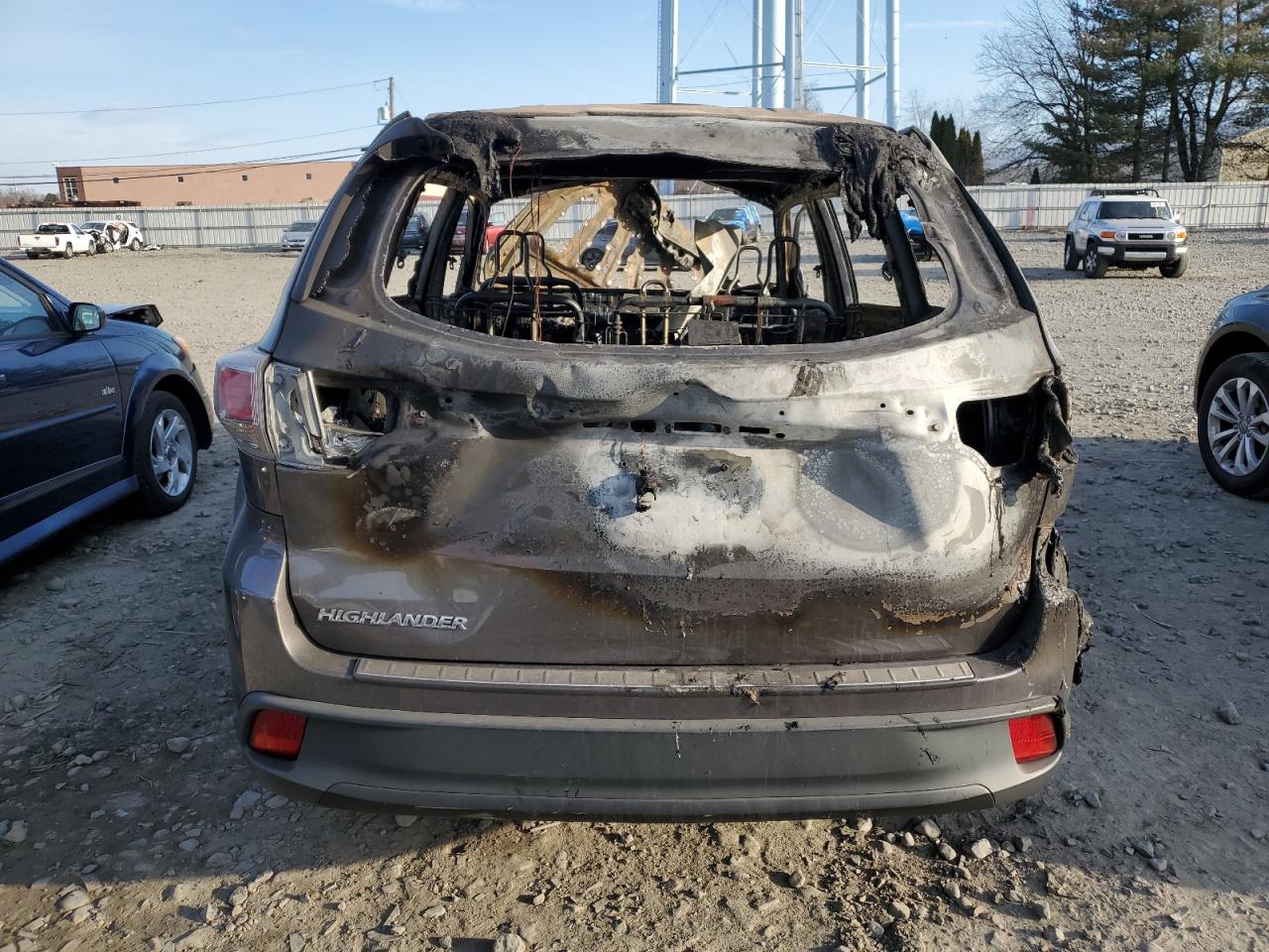 5TDZARFH3GS022202 TOYOTA HIGHLANDER 2016
