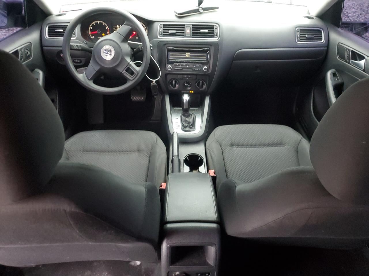 2014 Volkswagen Jetta - Image 8
