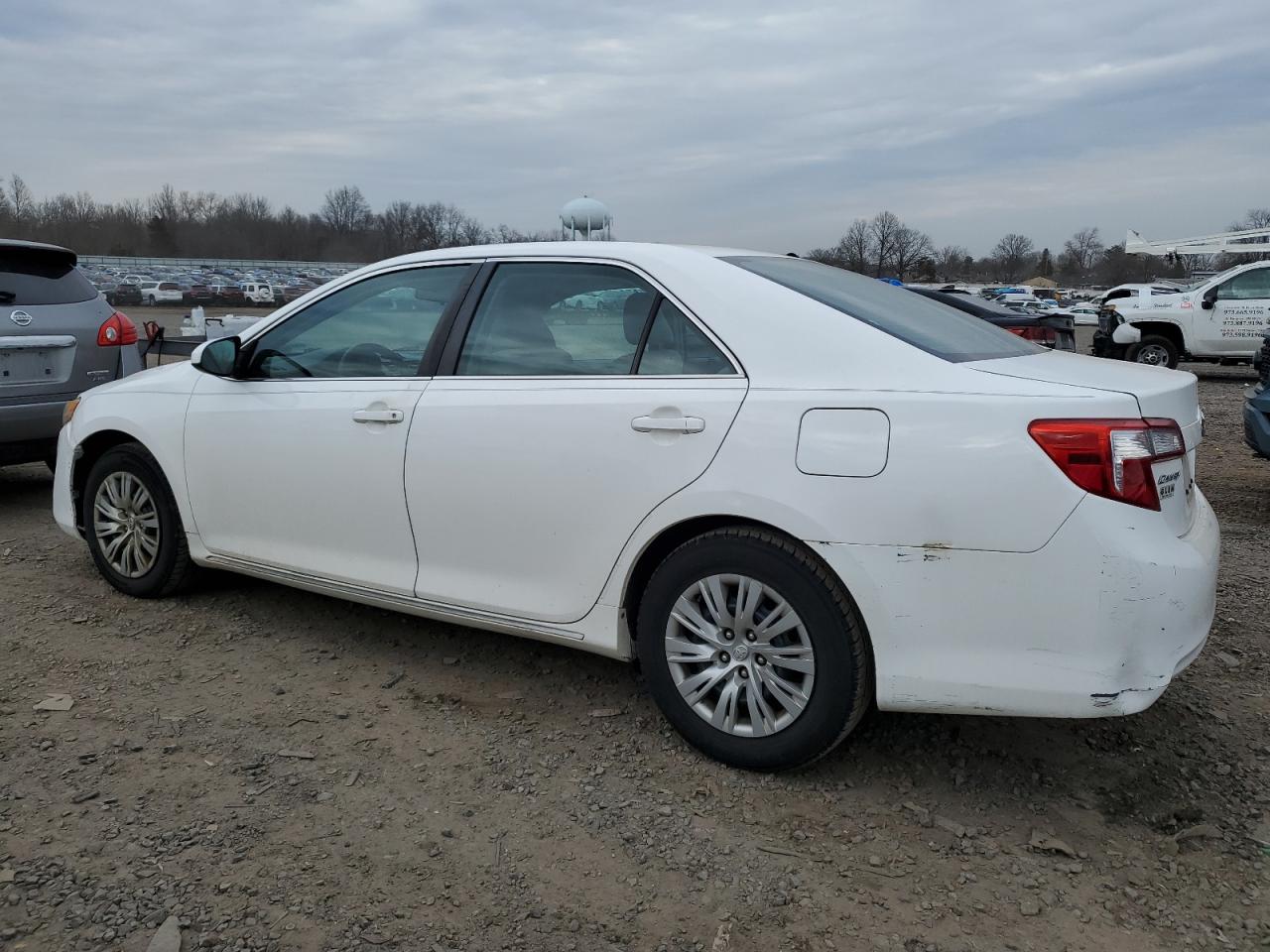 2014 Toyota Camry - Image 2