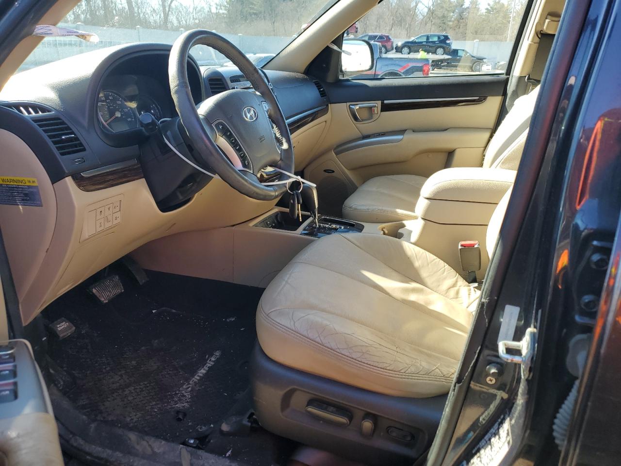 2011 Hyundai Santa Fe - Image 7