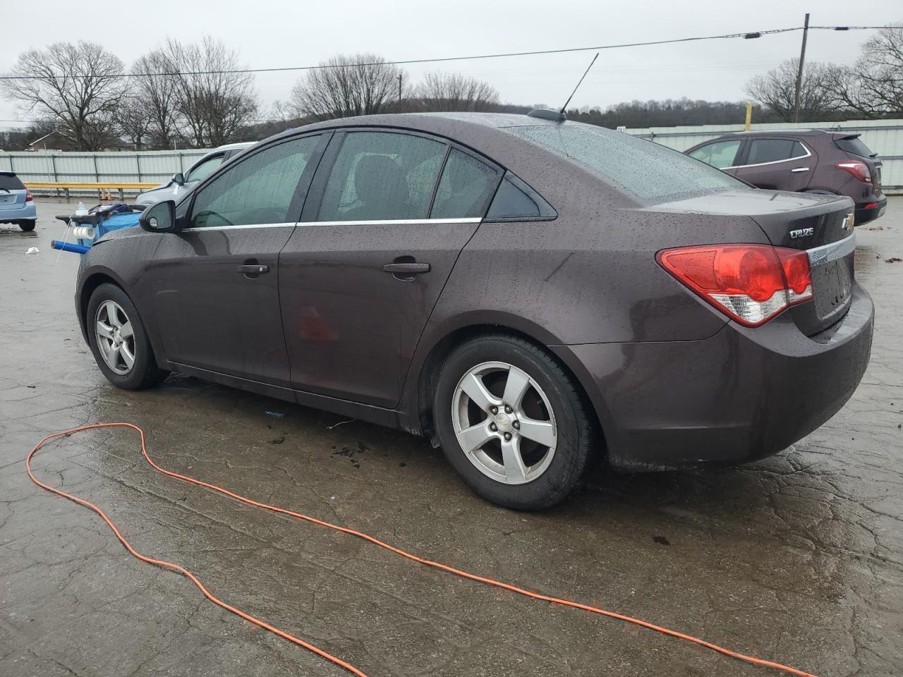 2015 Chevrolet Cruze - Image 2
