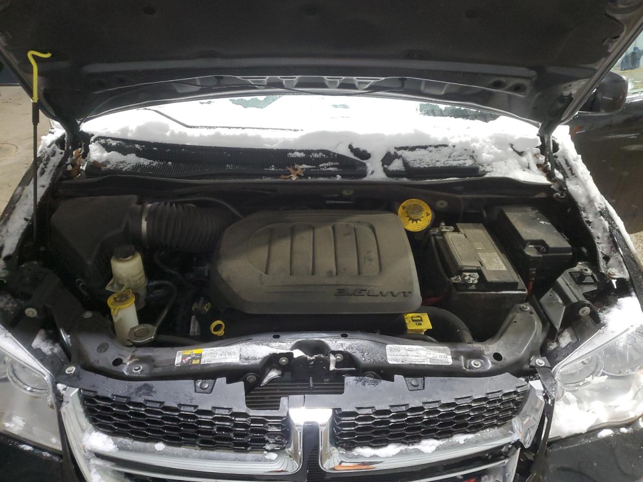 2020 Dodge Caravan - Image 14