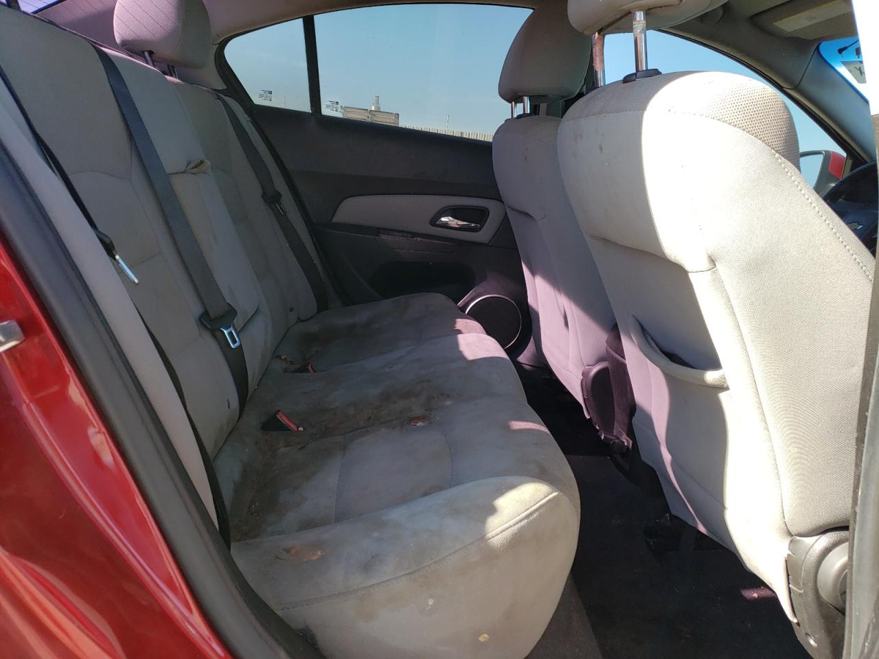 2012 Chevrolet Cruze - Image 10