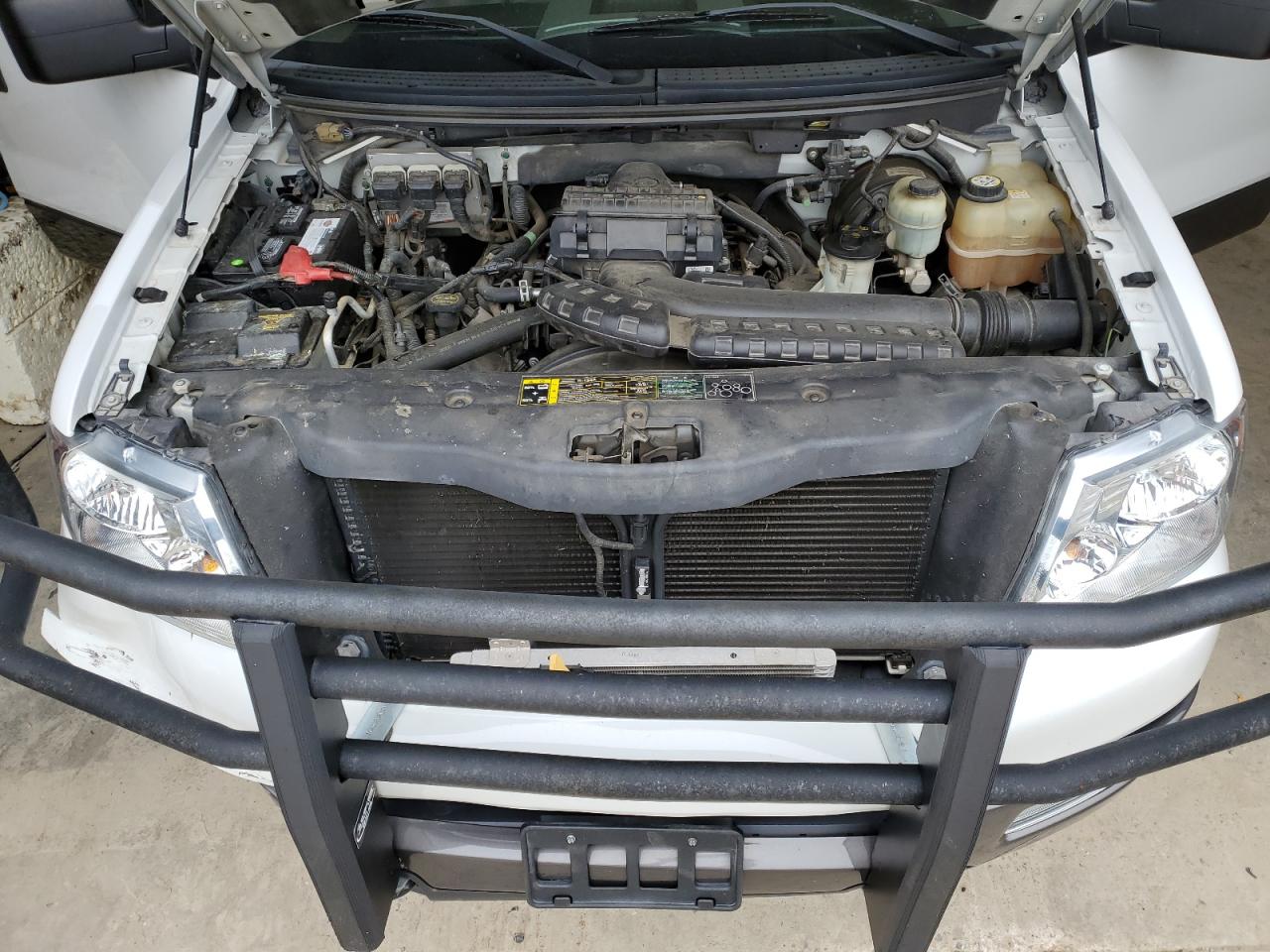 2004 Ford F-150 - Image 12