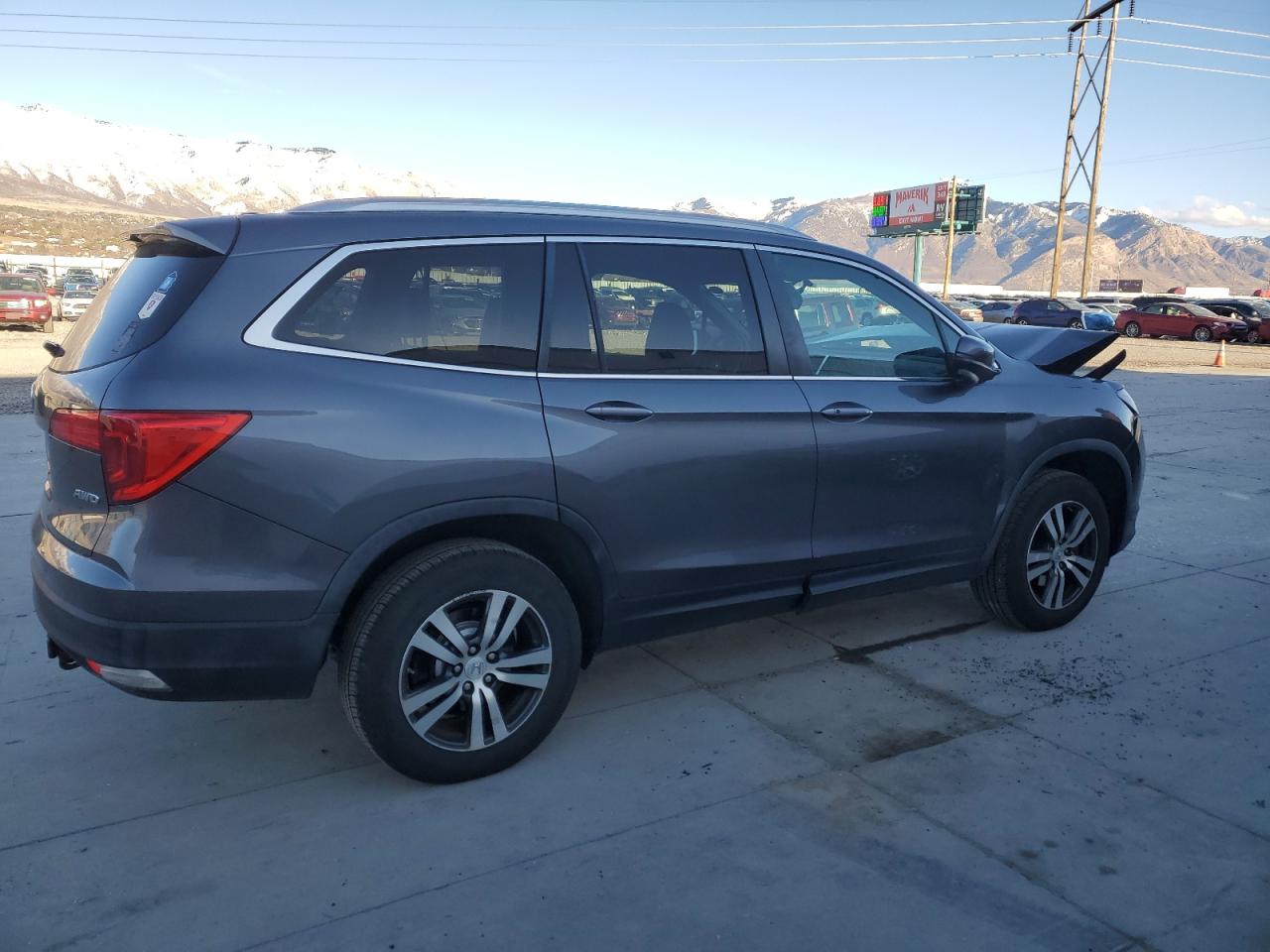 5FNYF6H56GB059733 HONDA PILOT 2016