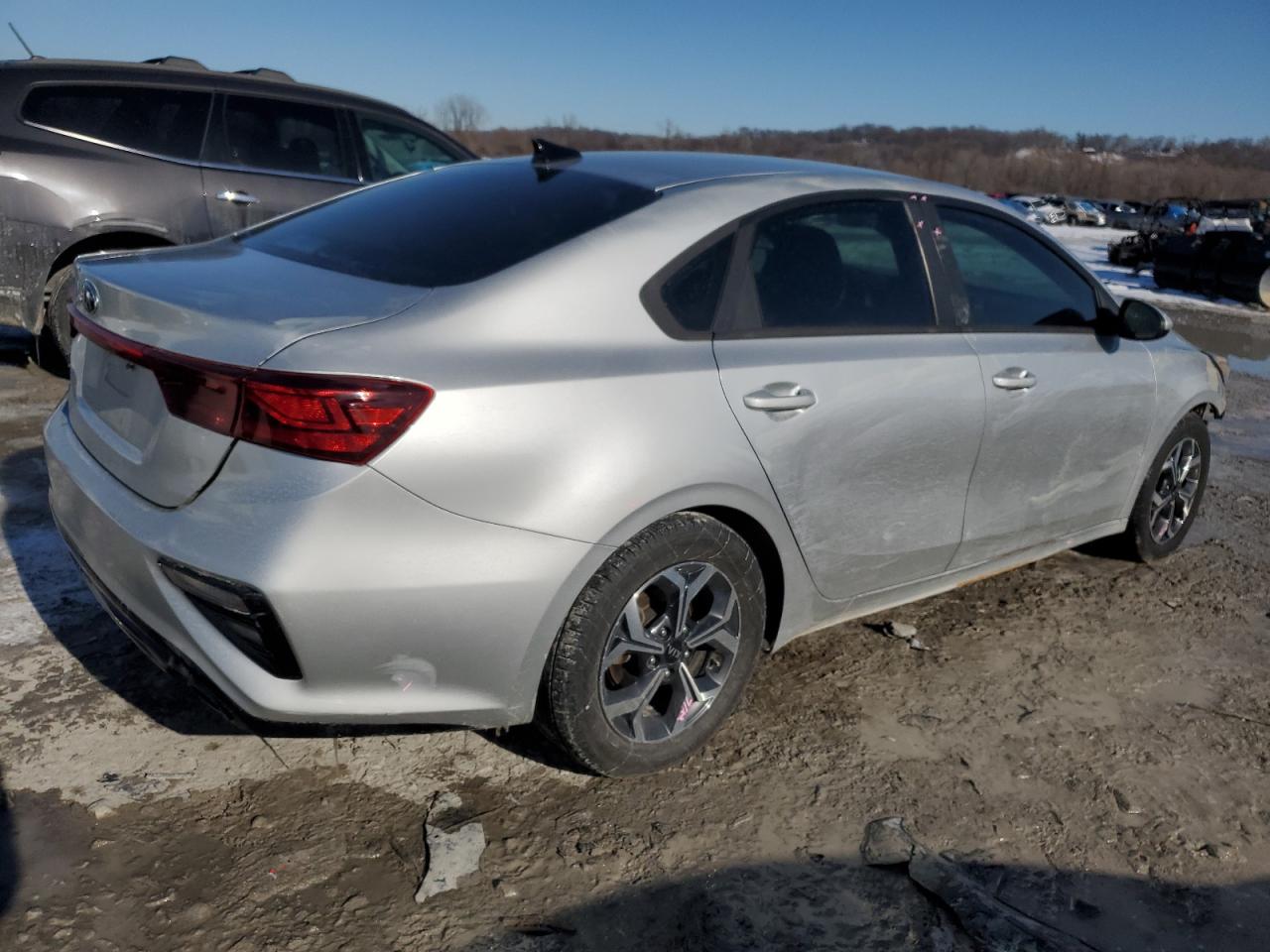2019 Kia Forte - Image 3