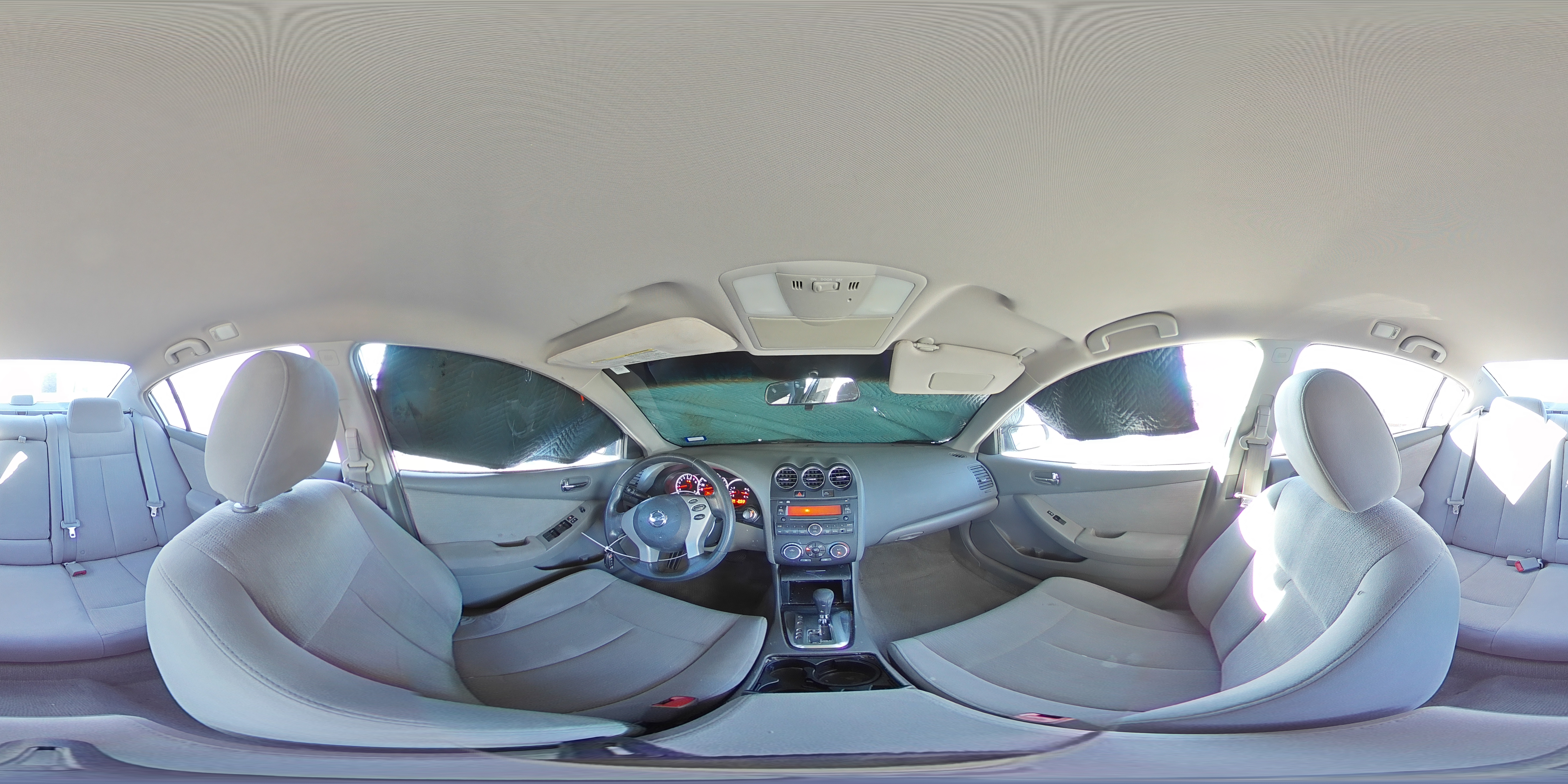 2010 Nissan Altima - Image 13