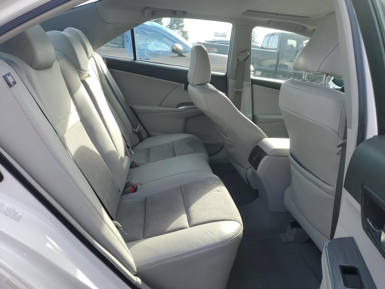 2012 Toyota Camry - Image 10