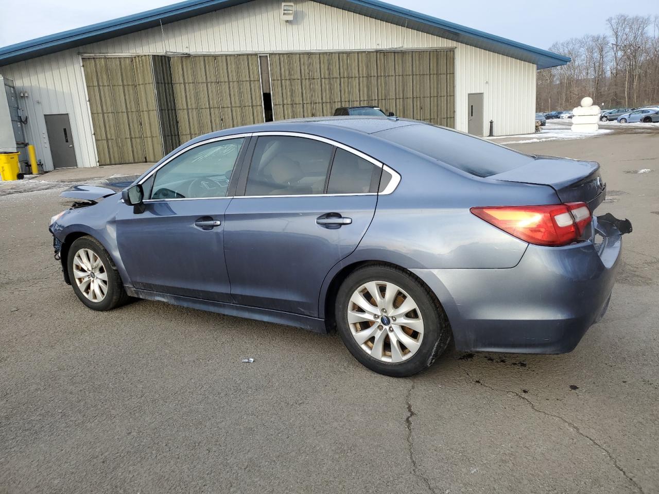 2015 Subaru Legacy - Image 2