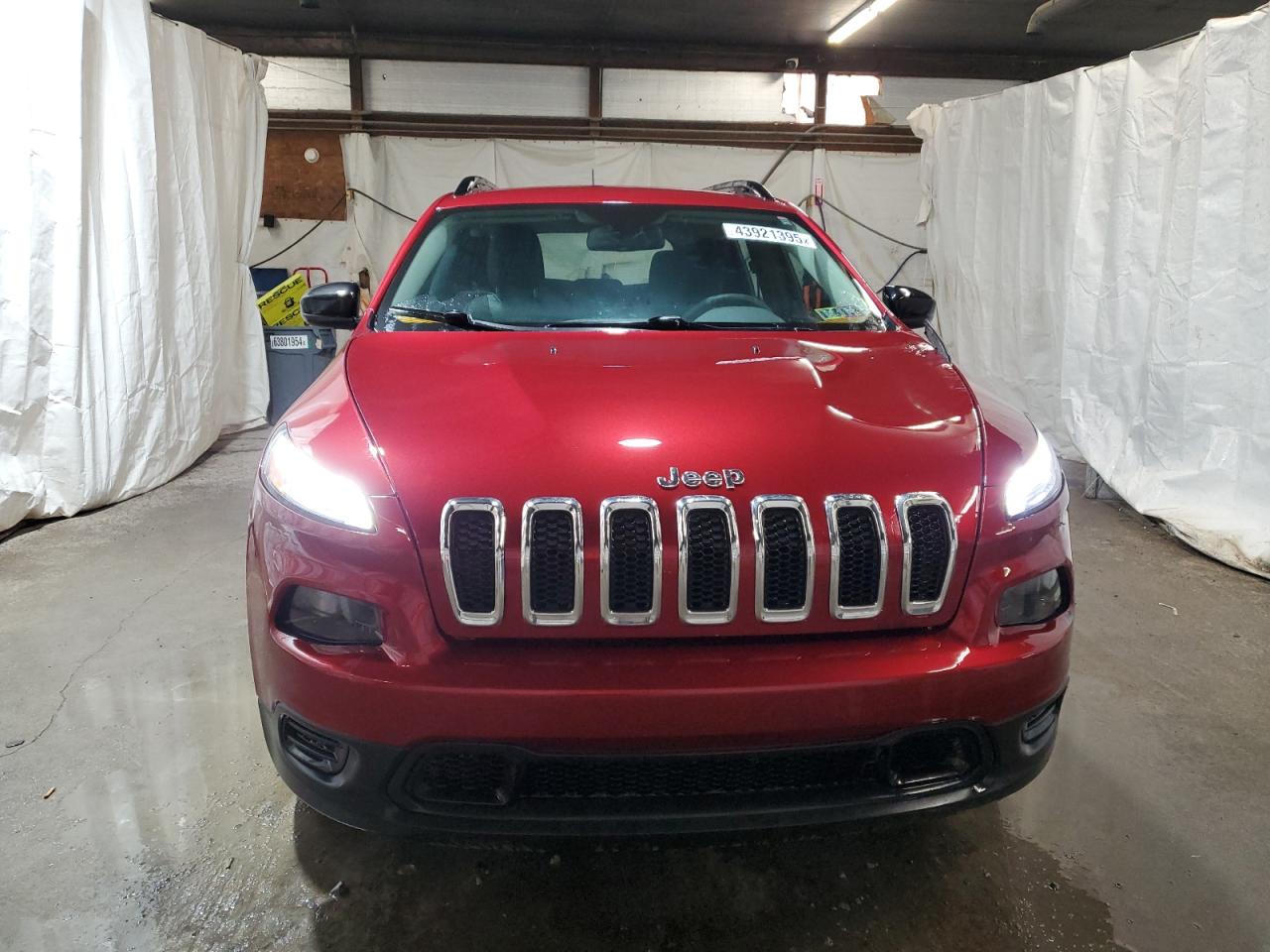 2016 Jeep Grand Cherokee - Image 5