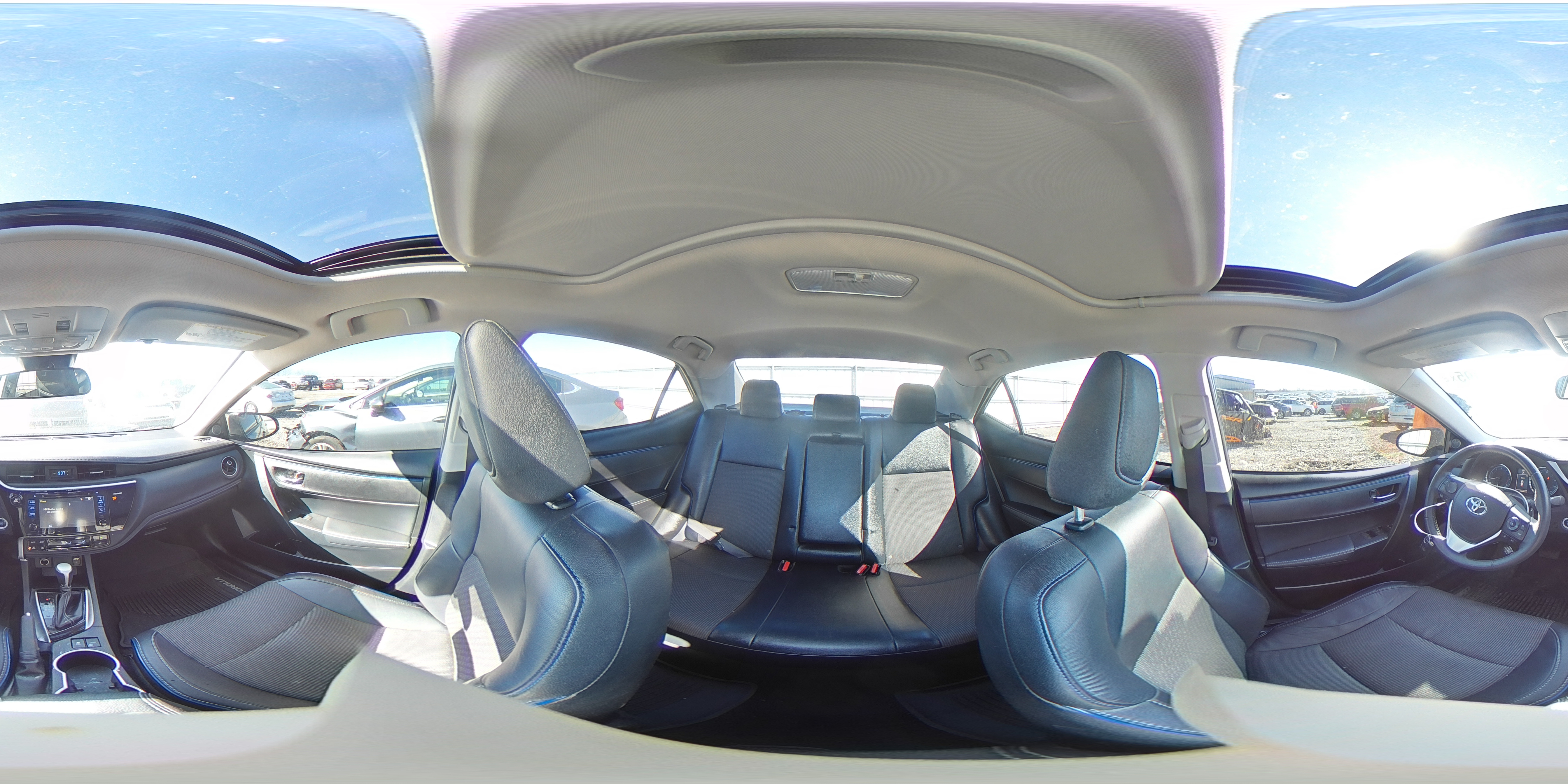 2017 Toyota Corolla - Image 13