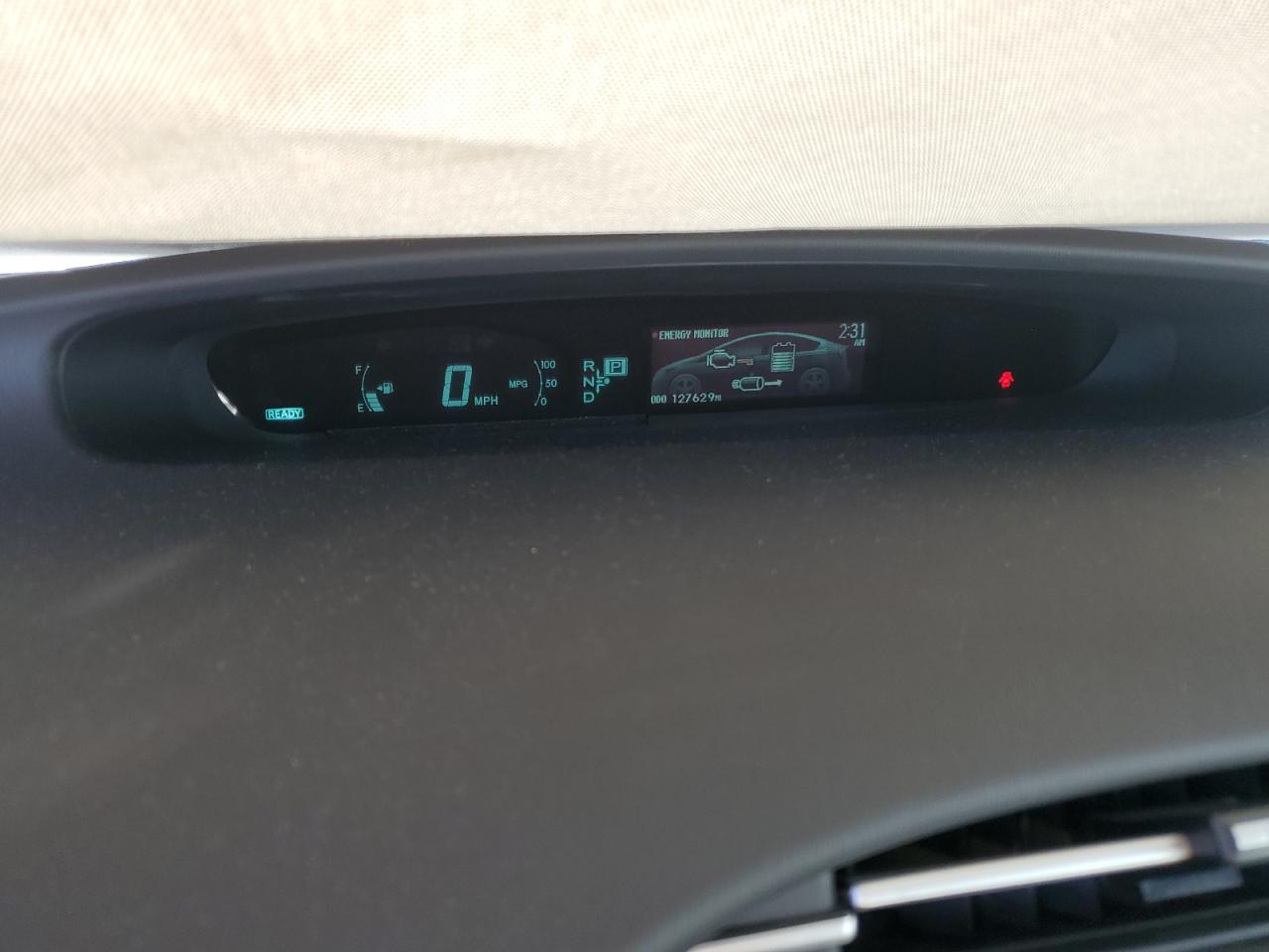 2014 Toyota Prius - Image 9