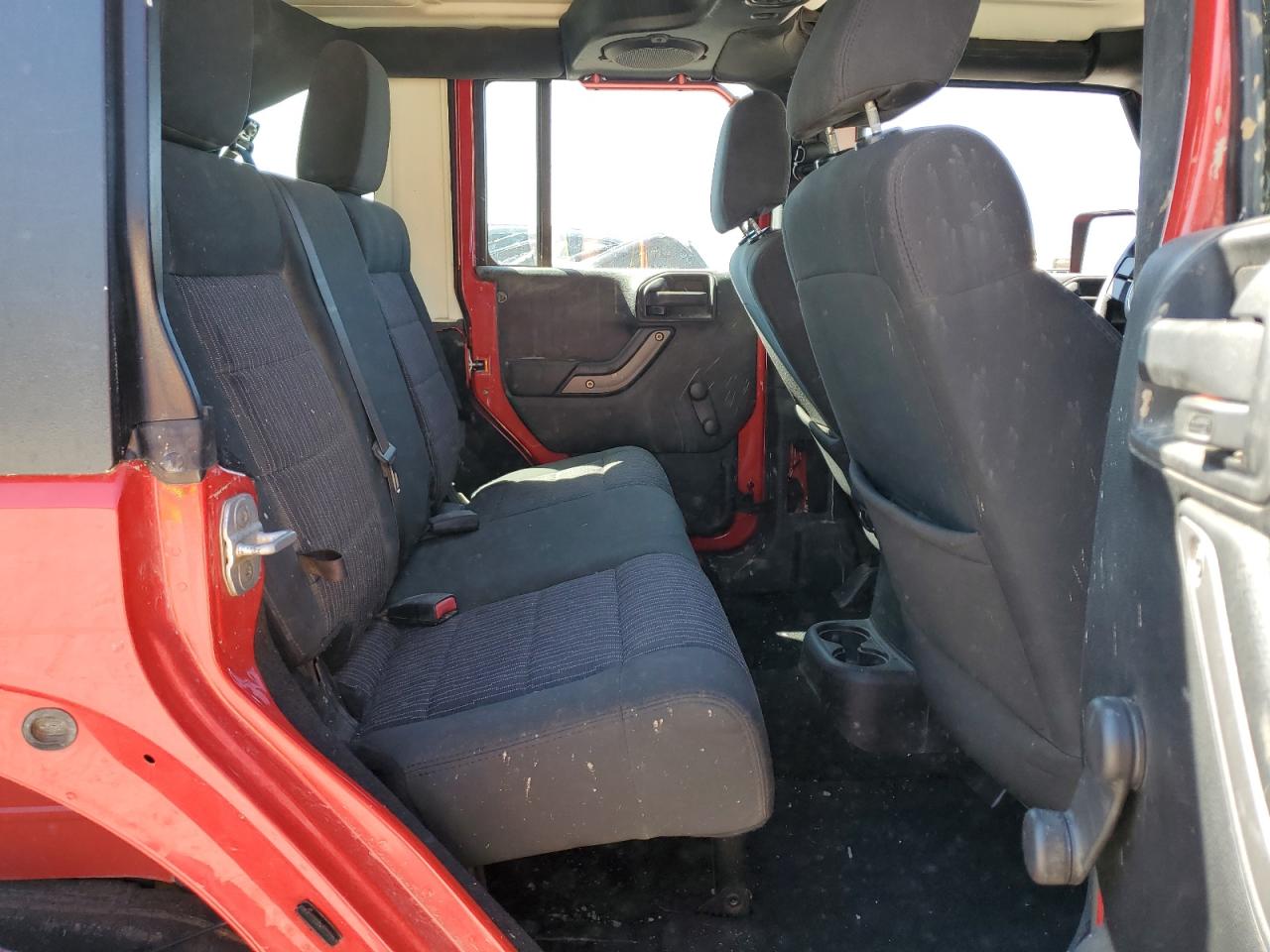 2011 Jeep Wrangler - Image 11