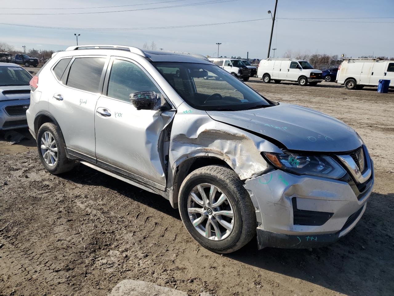 5N1AT2MV3HC887953 NISSAN ROGUE 2017