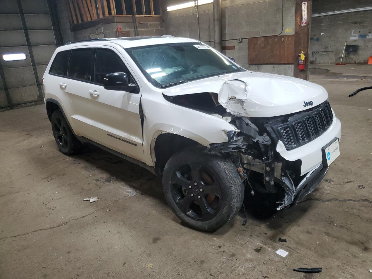 2019 Jeep Grand Cherokee - Image 4