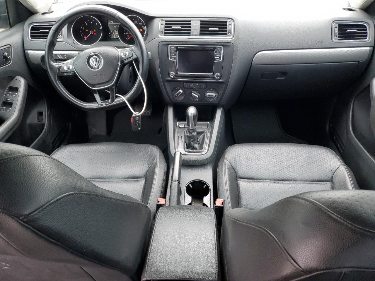 2016 Volkswagen Jetta - Image 8