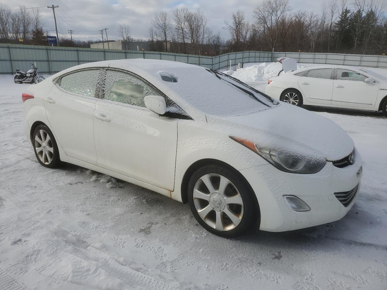 2013 Hyundai Elantra - Image 4