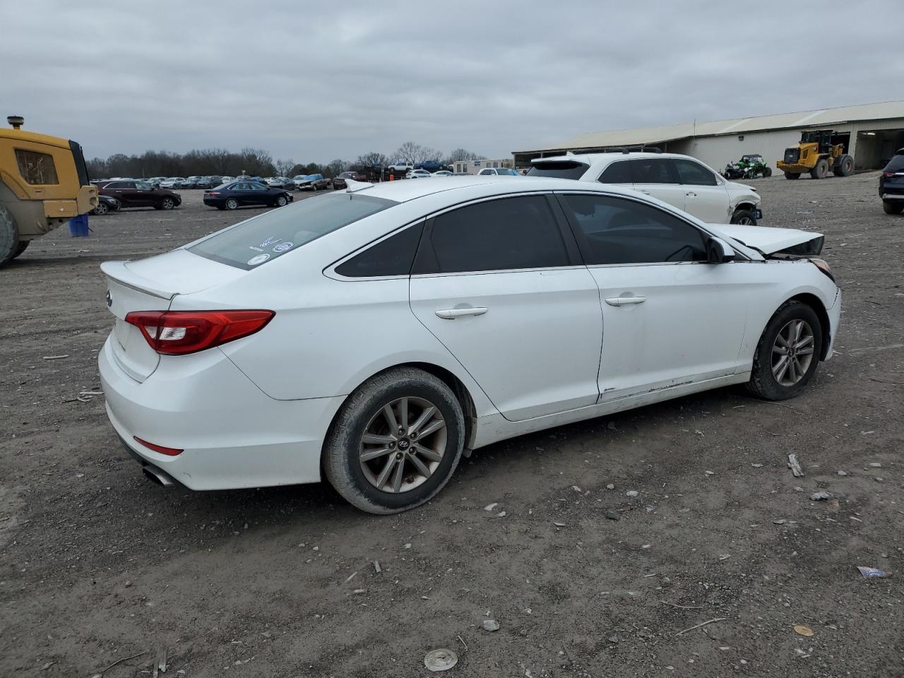 2016 Hyundai Sonata - Image 3