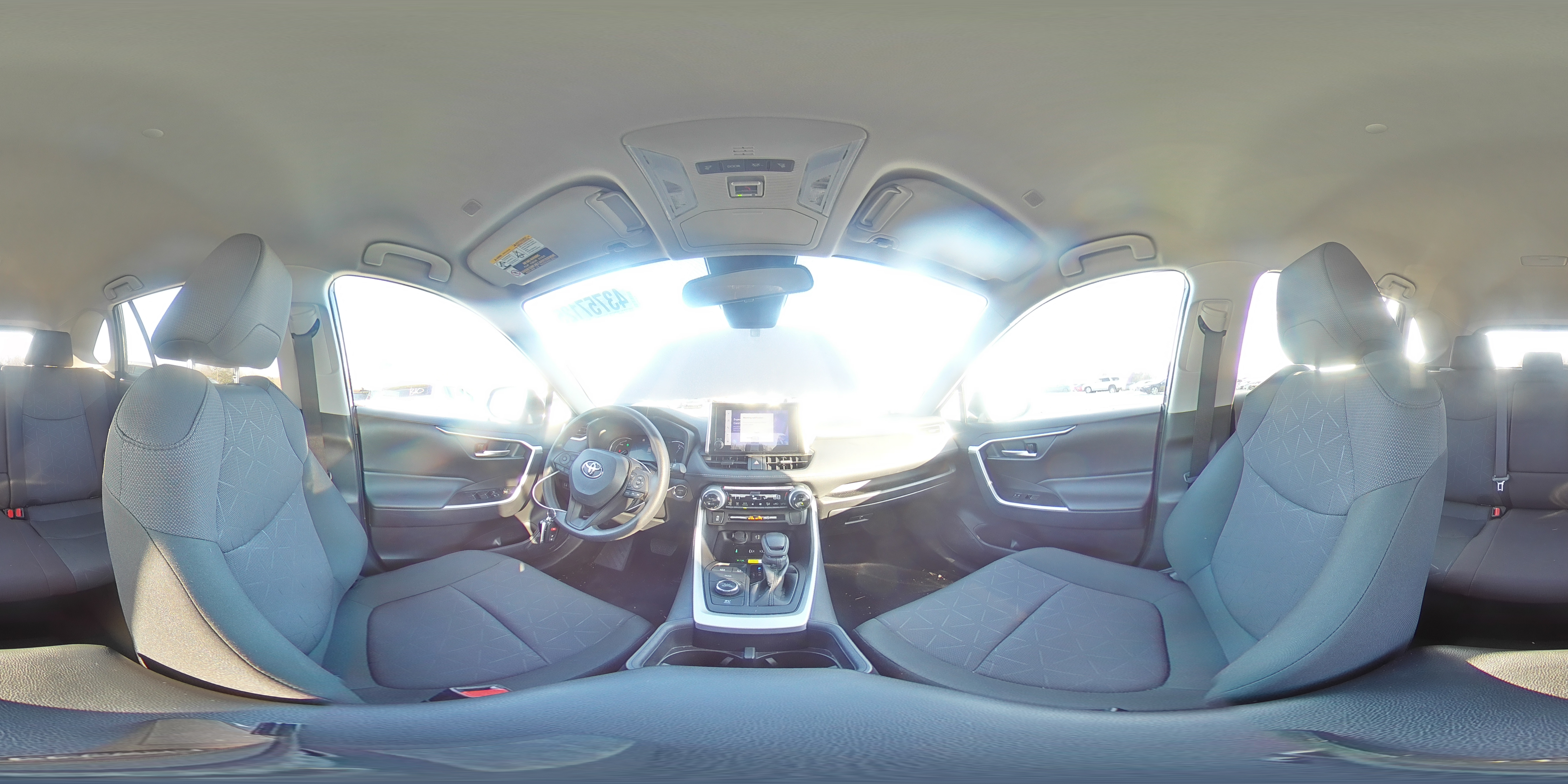 2024 Toyota RAV 4 - Image 13