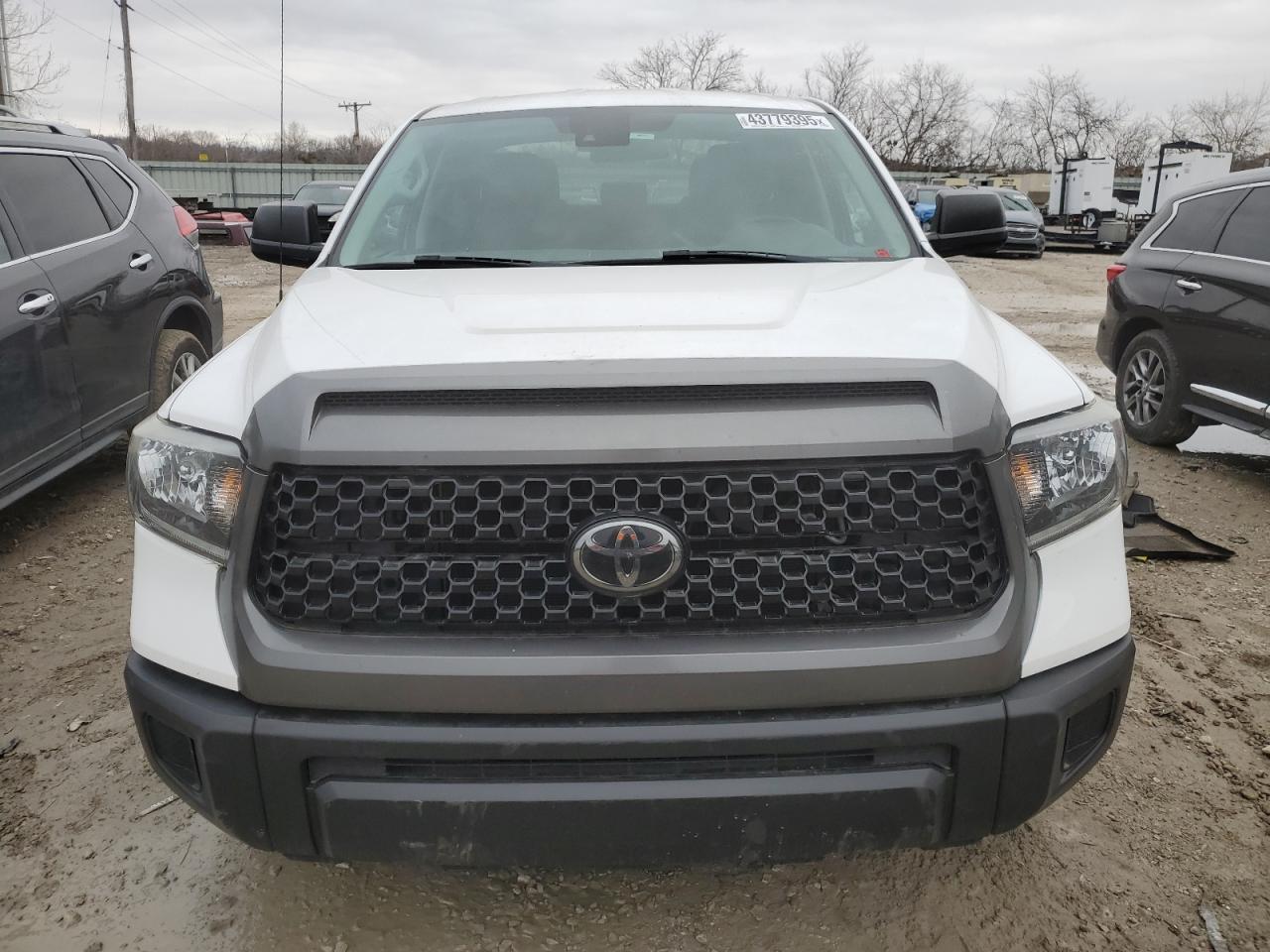 2019 Toyota Tundra - Image 5