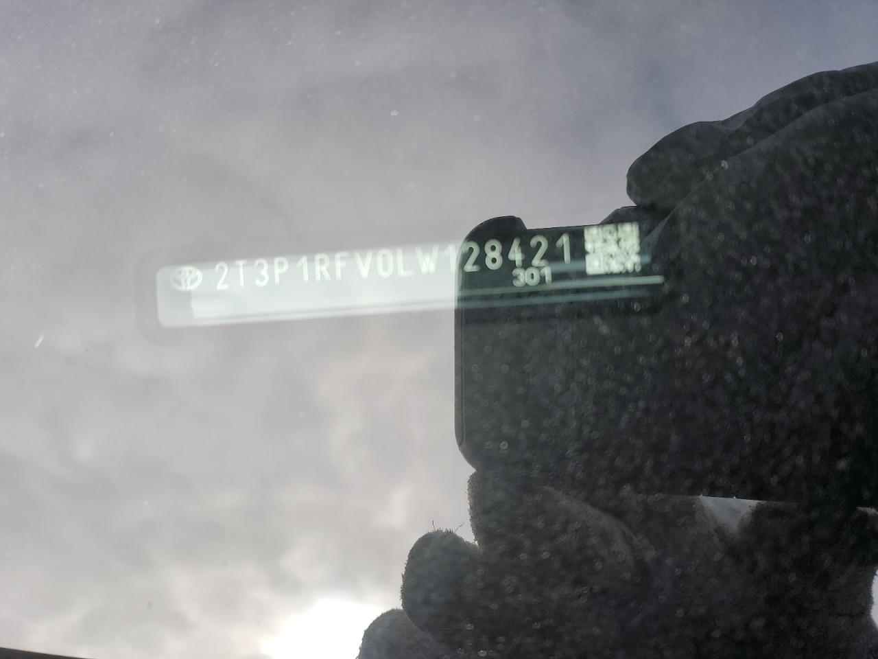 2020 Toyota RAV 4 - Image 12