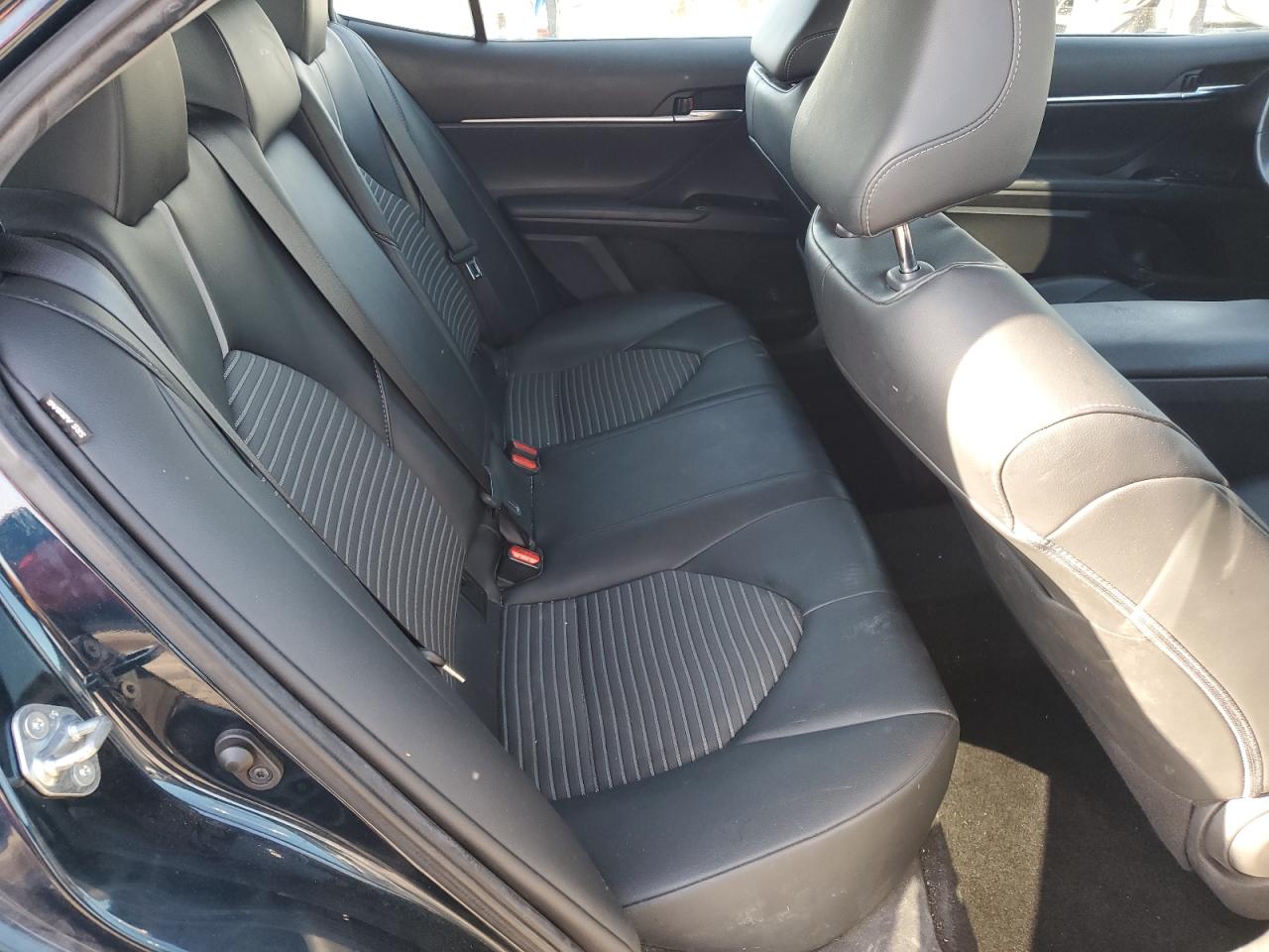 2020 Toyota Camry - Image 11