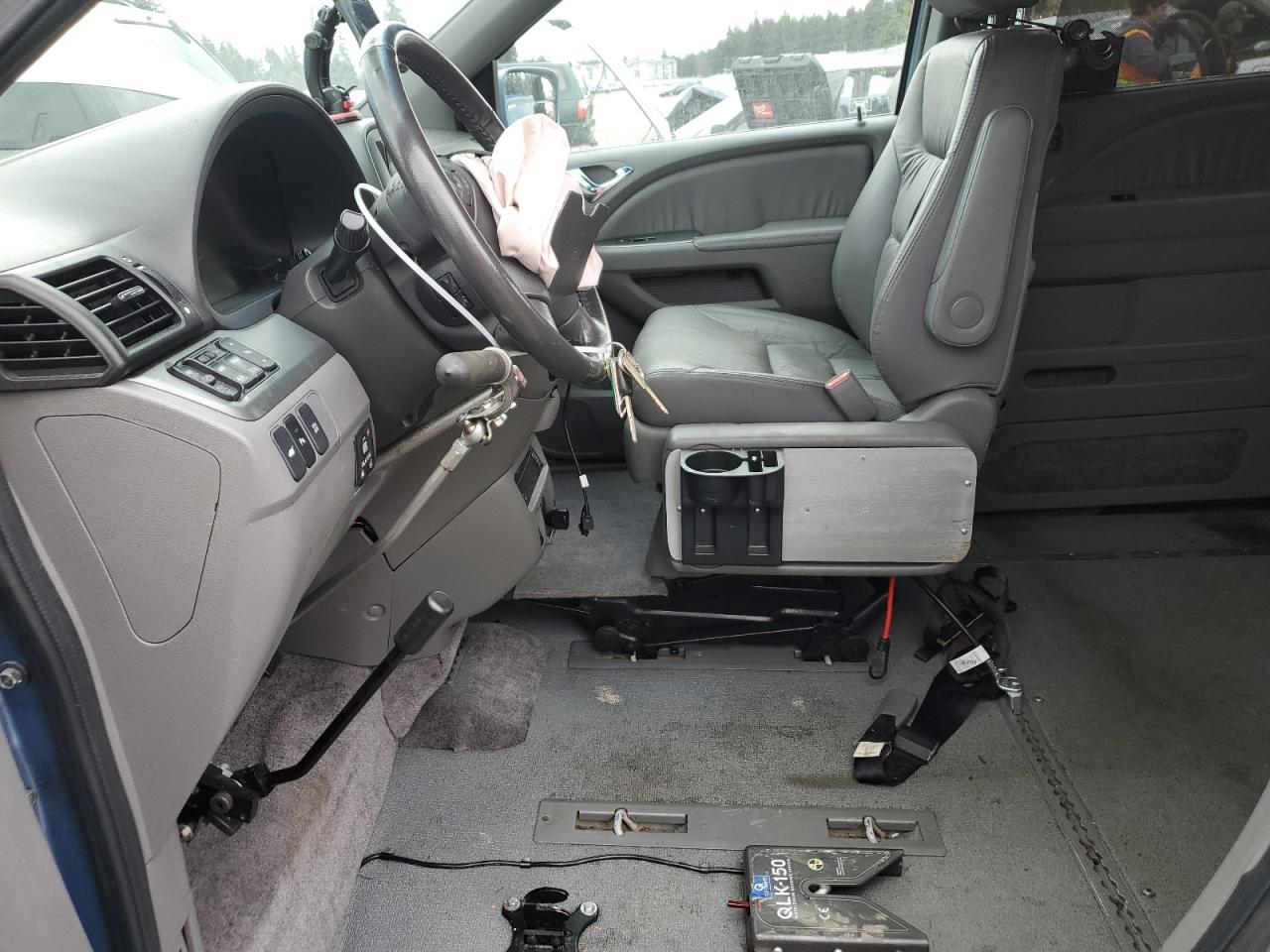 2010 Honda Odyssey - Image 7
