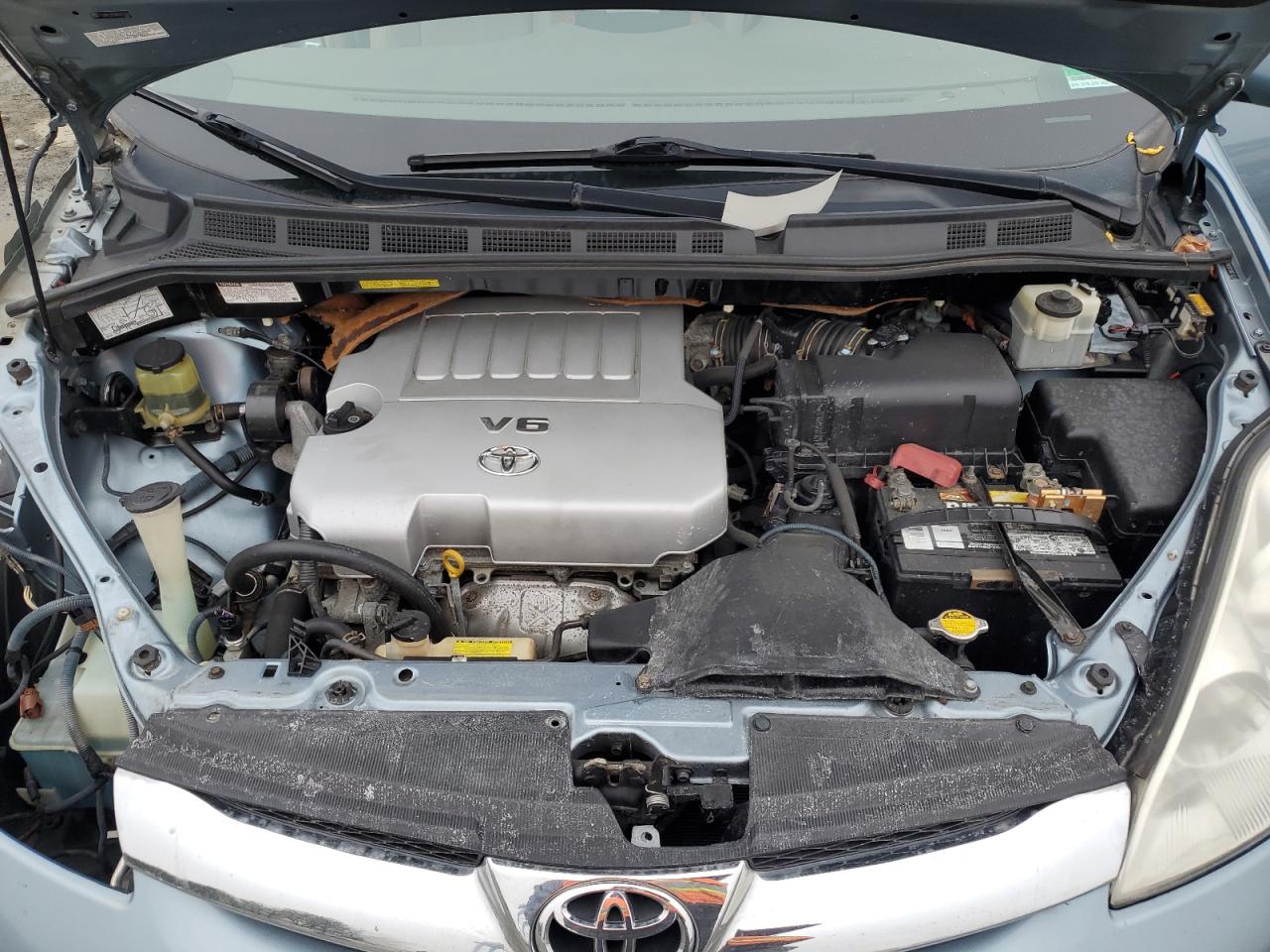 2008 Toyota Sienna - Image 12