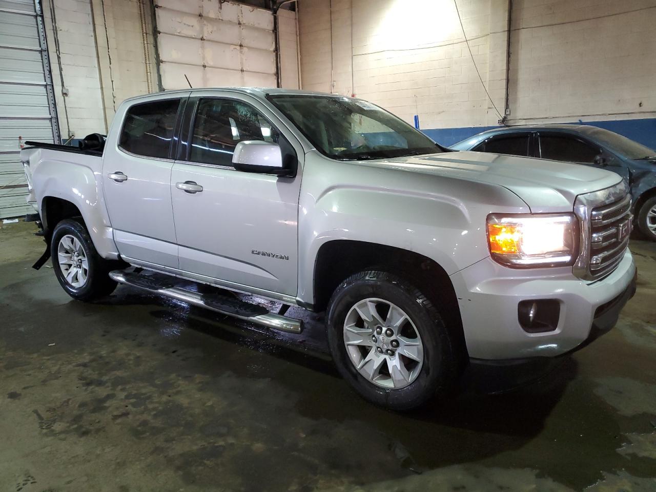 2017 GMC Canyon - Image 4