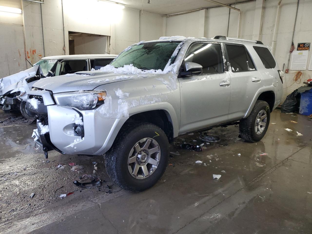 2014 Toyota 4Runner - Image 1