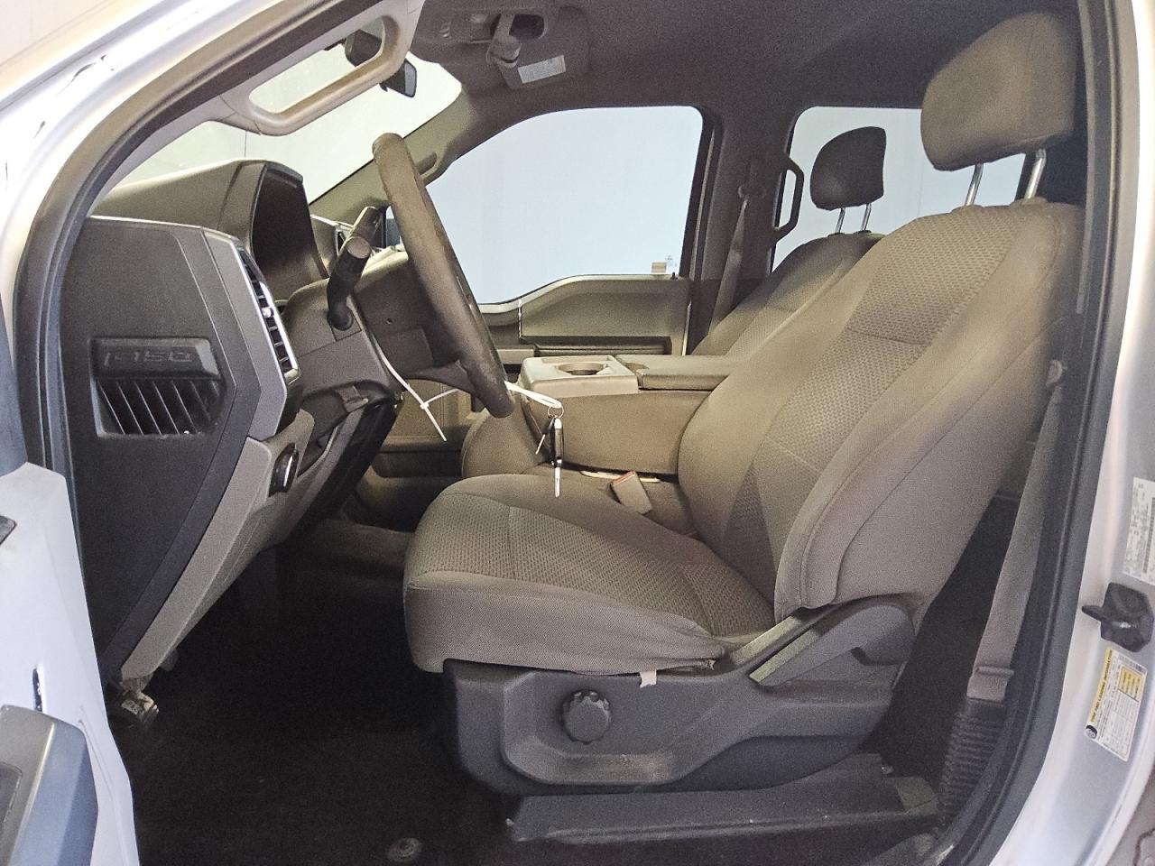 2016 Ford F-150 - Image 7