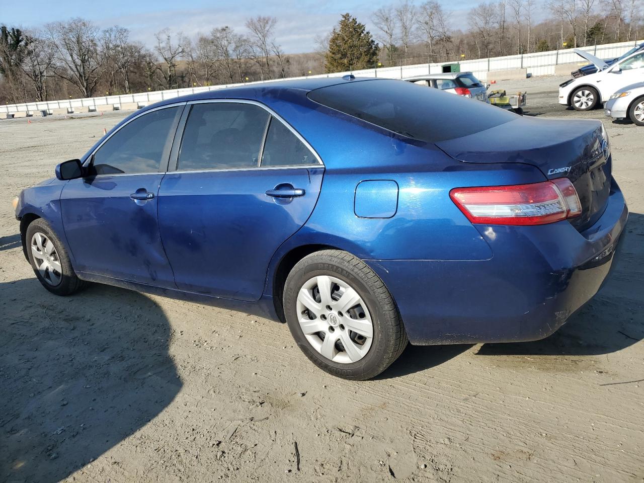 2011 Toyota Camry - Image 2