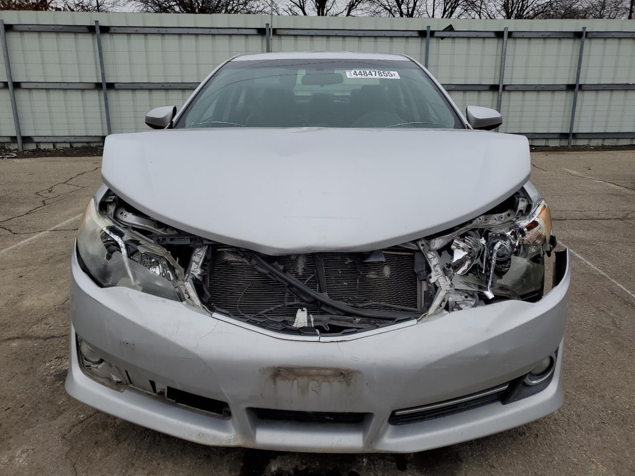 2014 Toyota Camry - Image 5
