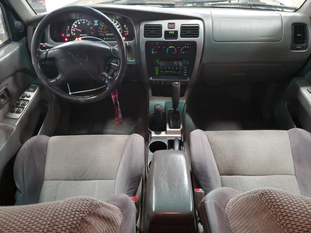 2002 Toyota 4Runner - Image 8